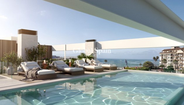 PENTHOUSE - Neubau - ESTEPONA -
                Centro