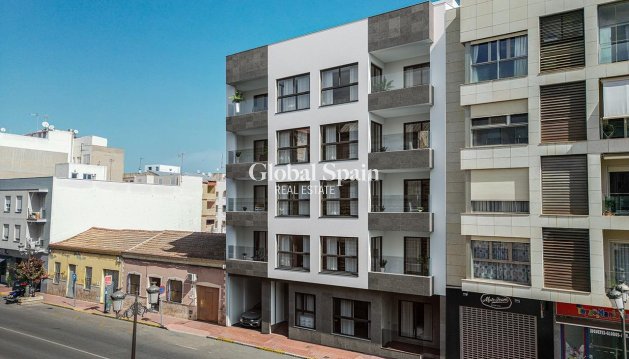 PENTHOUSE - Nieuwbouw - GUARDAMAR DEL SEGURA -
                GUARDAMAR DEL SEGURA