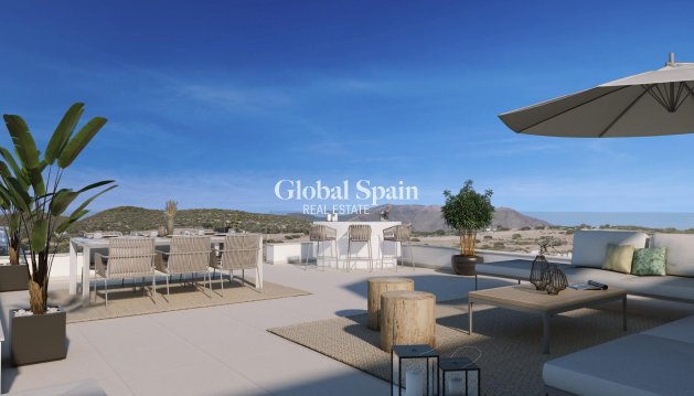 PENTHOUSE - Nowo zbudowane - CASARES -
                