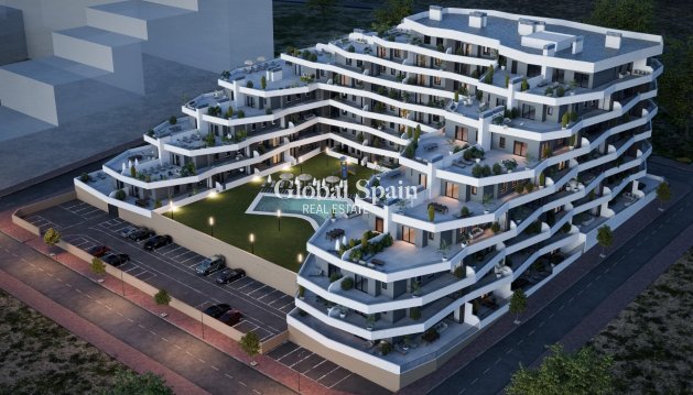PENTHOUSE - Nowo zbudowane - SAN MIGUEL DE SALINAS -
                Pueblo