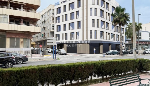 PENTHOUSE - Nowo zbudowane - TORREVIEJA -
                El acequión