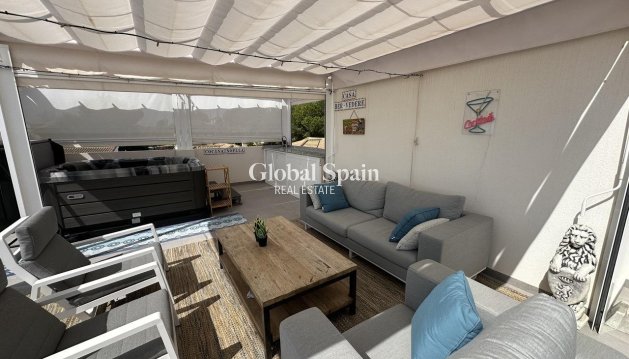 PENTHOUSE - Odsprzedaż - ORIHUELA COSTA -
                VILLAMARTÍN