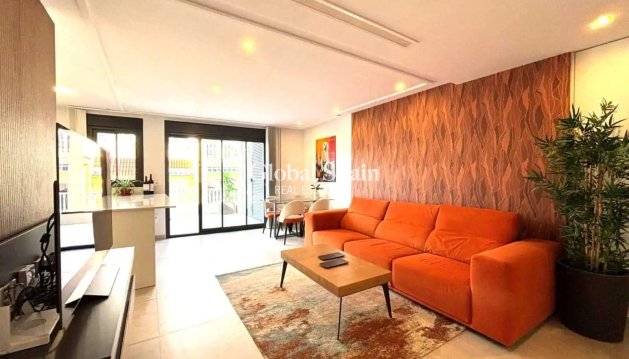 PENTHOUSE - Odsprzedaż - TORREVIEJA -
                Las Piscinas Naturales
