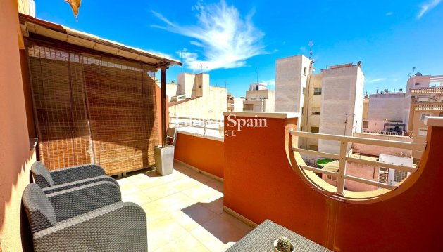 PENTHOUSE - Odsprzedaż - TORREVIEJA -
                Torrevieja