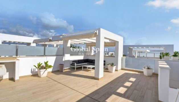 PENTHOUSE - Odsprzedaż - TORREVIEJA -
                