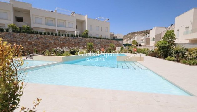 PENTHOUSE - Resale - ALGORFA -
                Inland