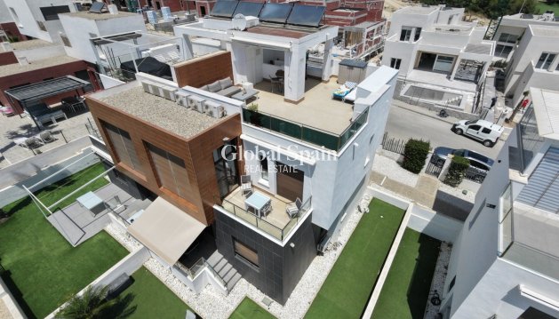 PENTHOUSE - Resale - ALGORFA -
                LA FINCA GOLF / ALGORFA