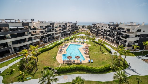 Penthouse - Resale -
                PLAYA FLAMENCA - K2335