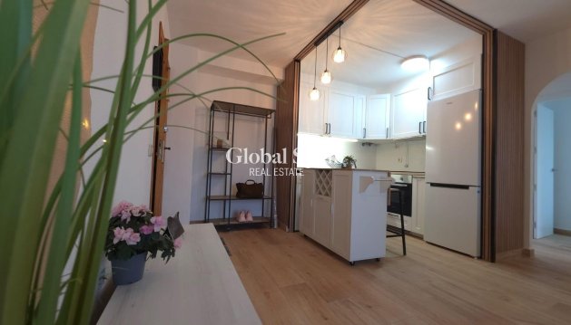 PENTHOUSE - Resale - TORREVIEJA -
                Cala Ferris