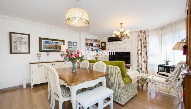 PENTHOUSE - Resale - TORREVIEJA -
                Center