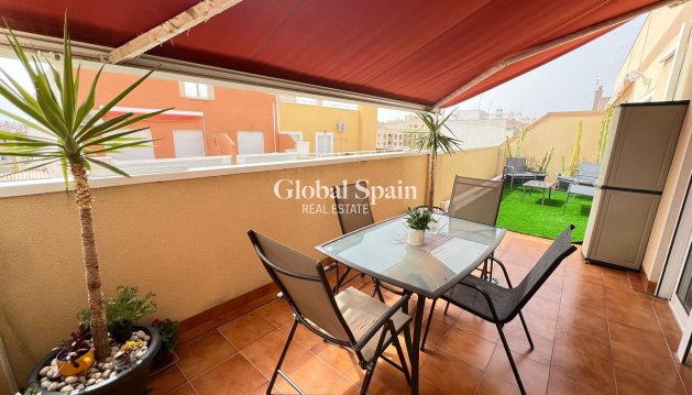 PENTHOUSE - Resale - TORREVIEJA -
                Center
