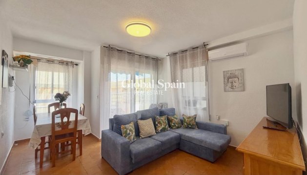 PENTHOUSE - Resale -
                TORREVIEJA - GSR-78968