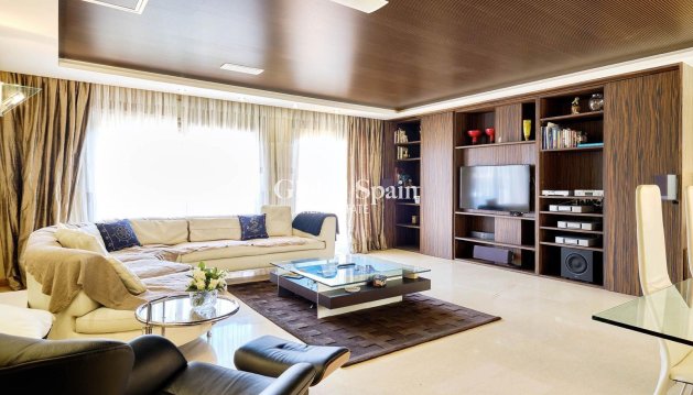 PENTHOUSE - Resale - TORREVIEJA -
                Torrevieja