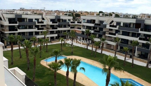 PENTHOUSE - Revente - ORIHUELA COSTA -
                Los Almendros-la Florida