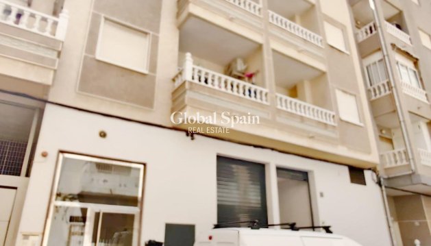 PENTHOUSE - Revente - TORREVIEJA -
                Curva Del Palangre