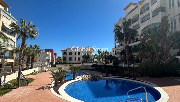 PENTHOUSE - Wederverkoop - GUARDAMAR DEL SEGURA -
                Marjal Beach