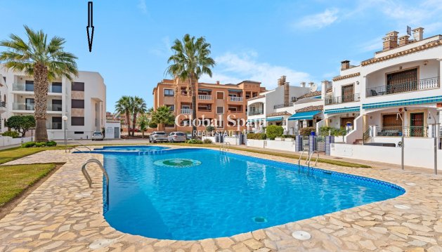 PENTHOUSE - Wederverkoop - ORIHUELA COSTA -
                Costa Blanca