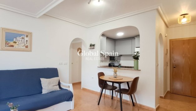 PENTHOUSE - Wederverkoop - TORREVIEJA -
                La Mata