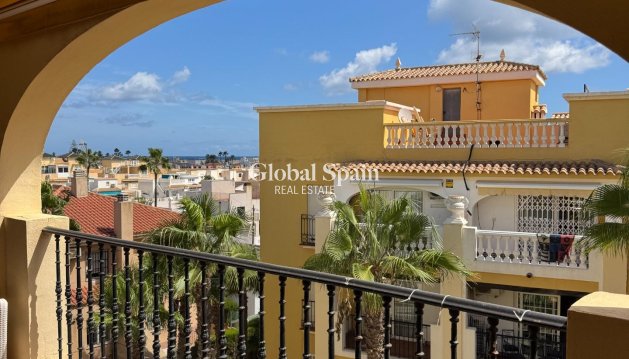 PENTHOUSE - Wederverkoop - TORREVIEJA -
                Los Frutales