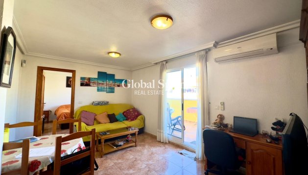 PENTHOUSE - Wederverkoop - TORREVIEJA -
                Parque de las Naciones