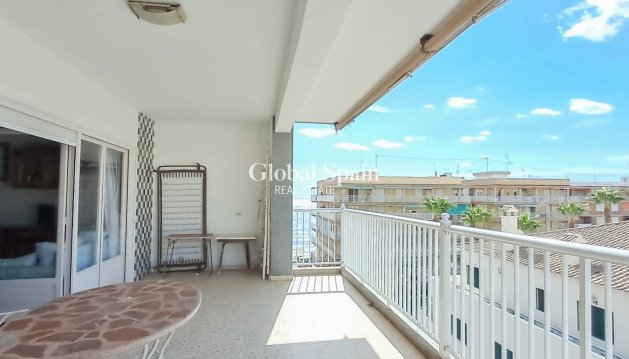 PENTHOUSE - Wederverkoop - TORREVIEJA -
                Playa De Los Náufragos