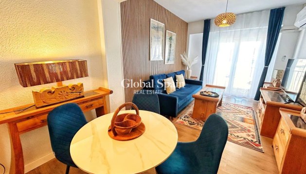 PENTHOUSE - Wiederverkauf - TORREVIEJA -
                Center