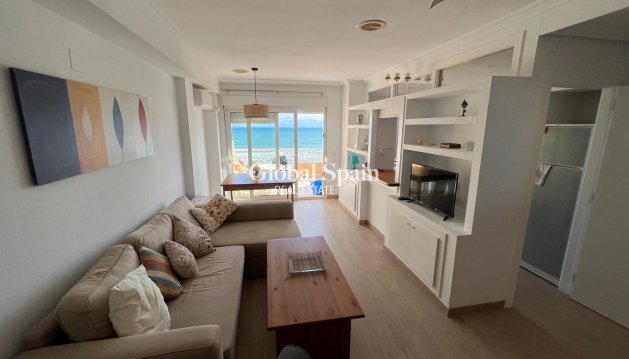 PENTHOUSE - Wiederverkauf -
                TORREVIEJA - GSR-85119