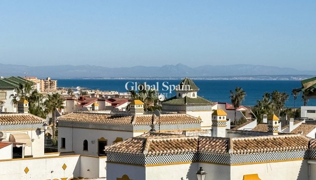 PENTHOUSE - Wiederverkauf - TORREVIEJA -
                La Mata