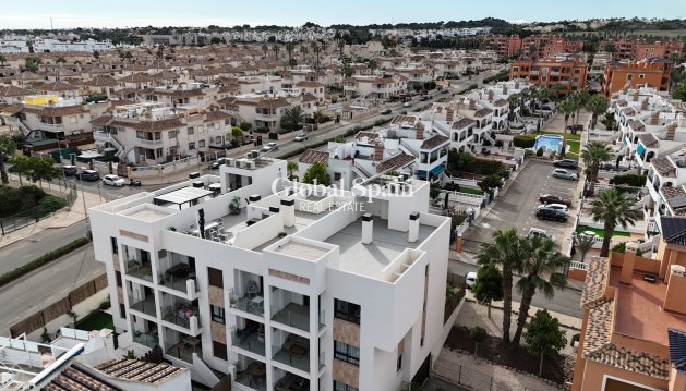 PENTHOUSE - Wiederverkauf - VILLAMARTÍN -
                Costa Blanca