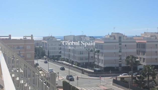 PENTHOUSE - Wiederverkauf - VILLAMARTÍN -
                Costa Blanca