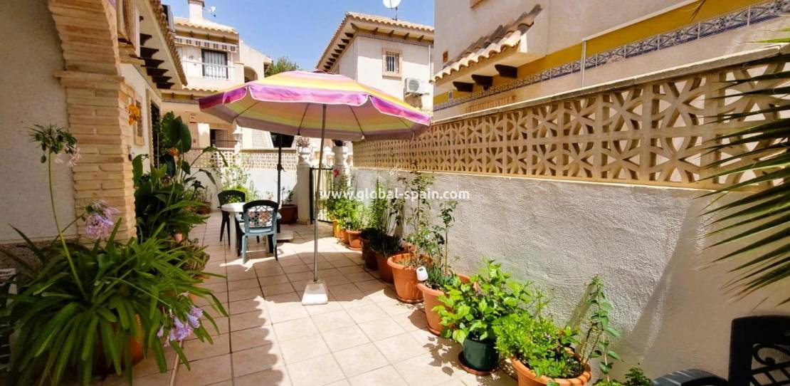 перепродажа - Двухквартирный дом - Torrevieja - Las calas