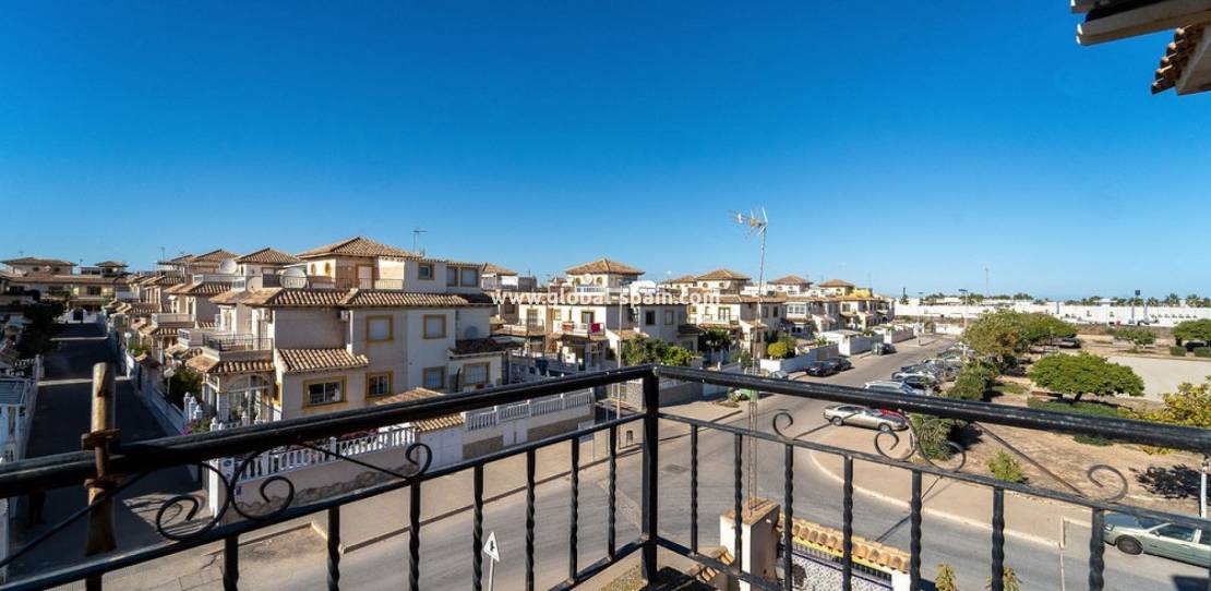 перепродажа - Villa - Orihuela Costa - Punta Prima