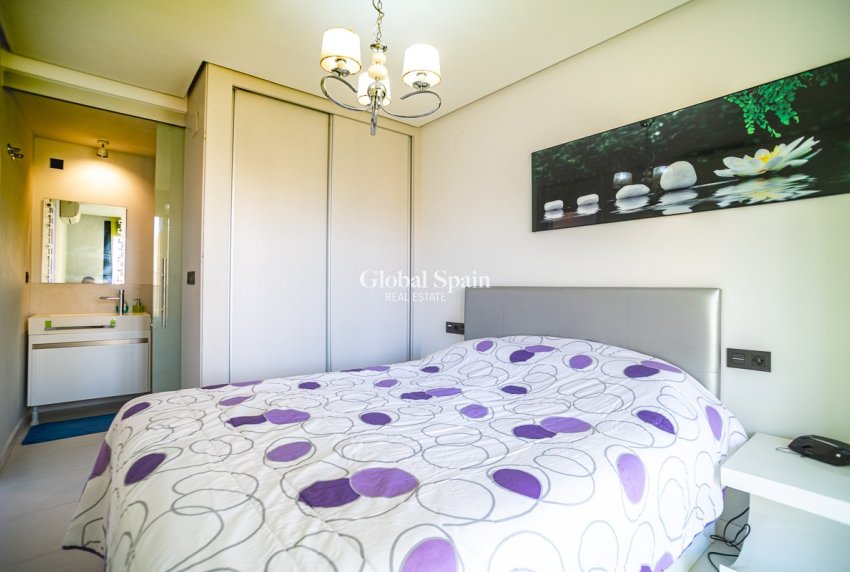 Resale - 1. Apartment / flat -
CABO ROIG - Orihuela Costa