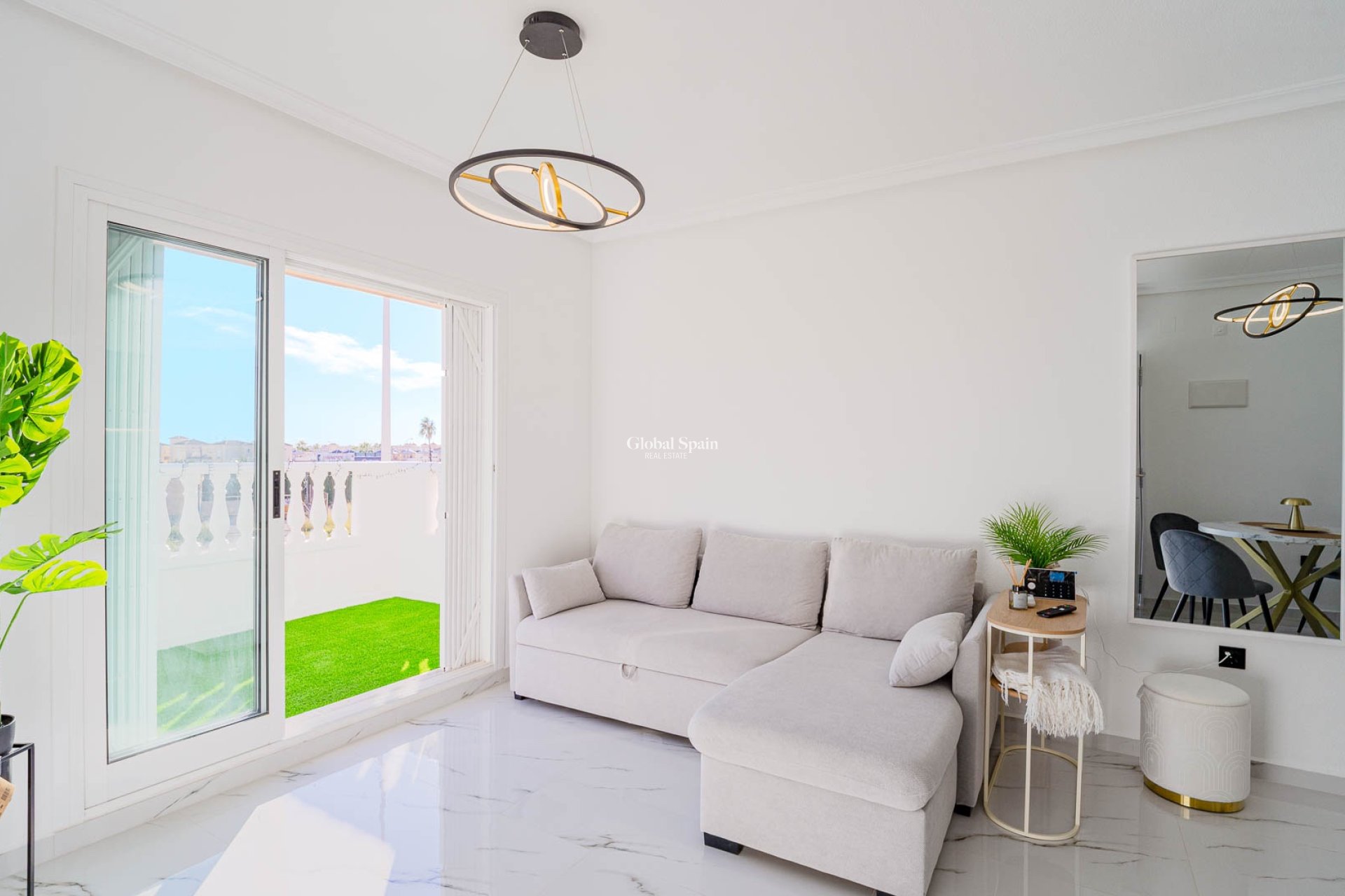 Resale - 1. Apartment / flat -
ORIHUELA COSTA - Playa Flamenca