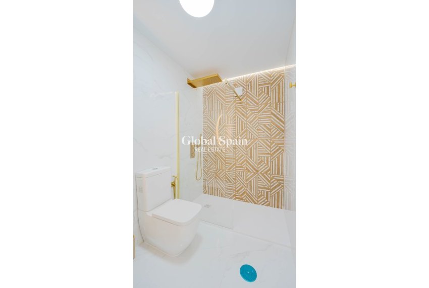 Resale - 1. Apartment / flat -
ORIHUELA COSTA - Playa Flamenca