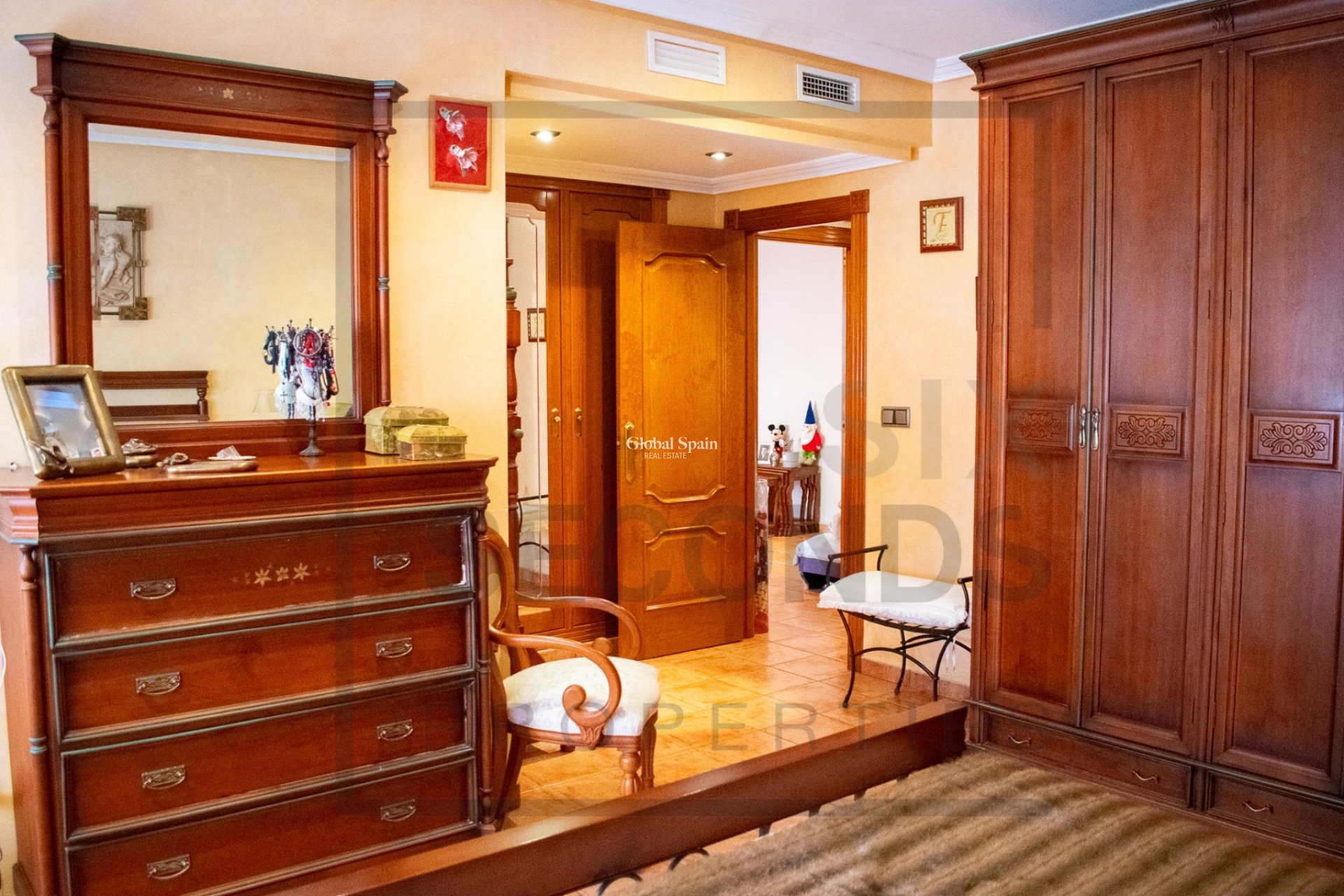 Resale - 2. Town house -
GUARDAMAR DEL SEGURA - Guardamar pueblo