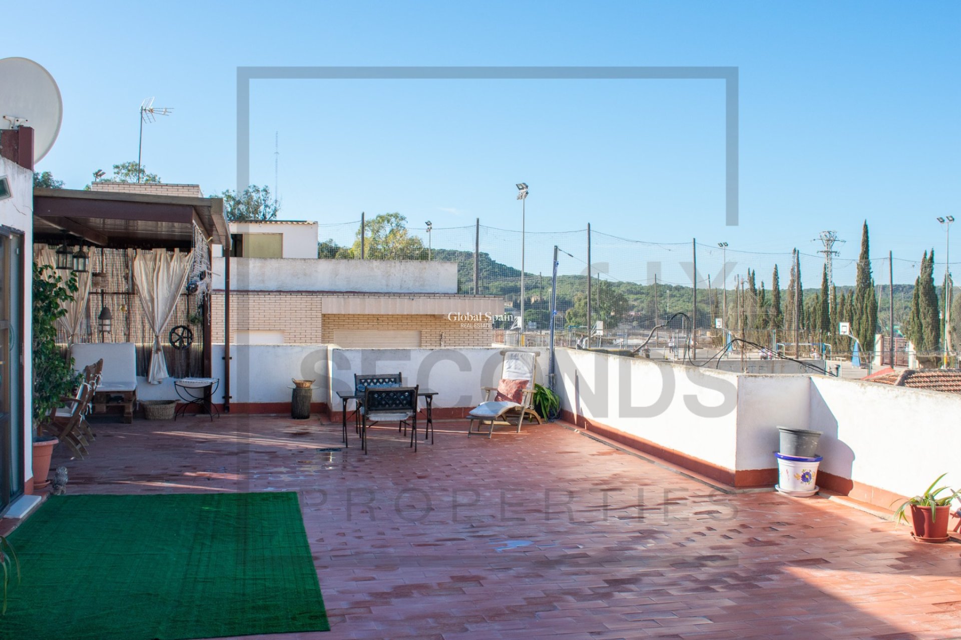 Resale - 2. Town house -
GUARDAMAR DEL SEGURA - Guardamar pueblo