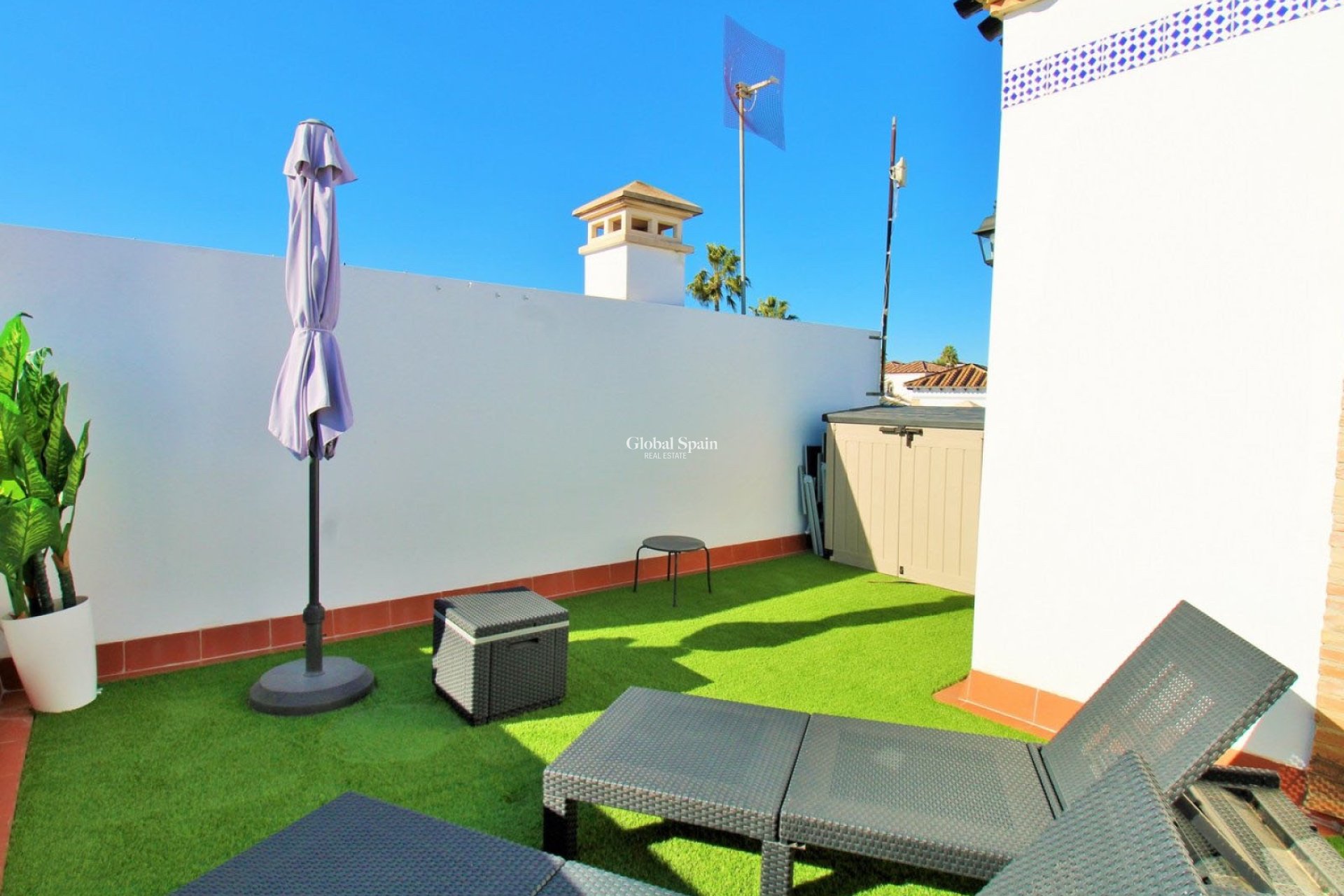 Resale - 2. Town house -
ORIHUELA COSTA - VILLAMARTÍN