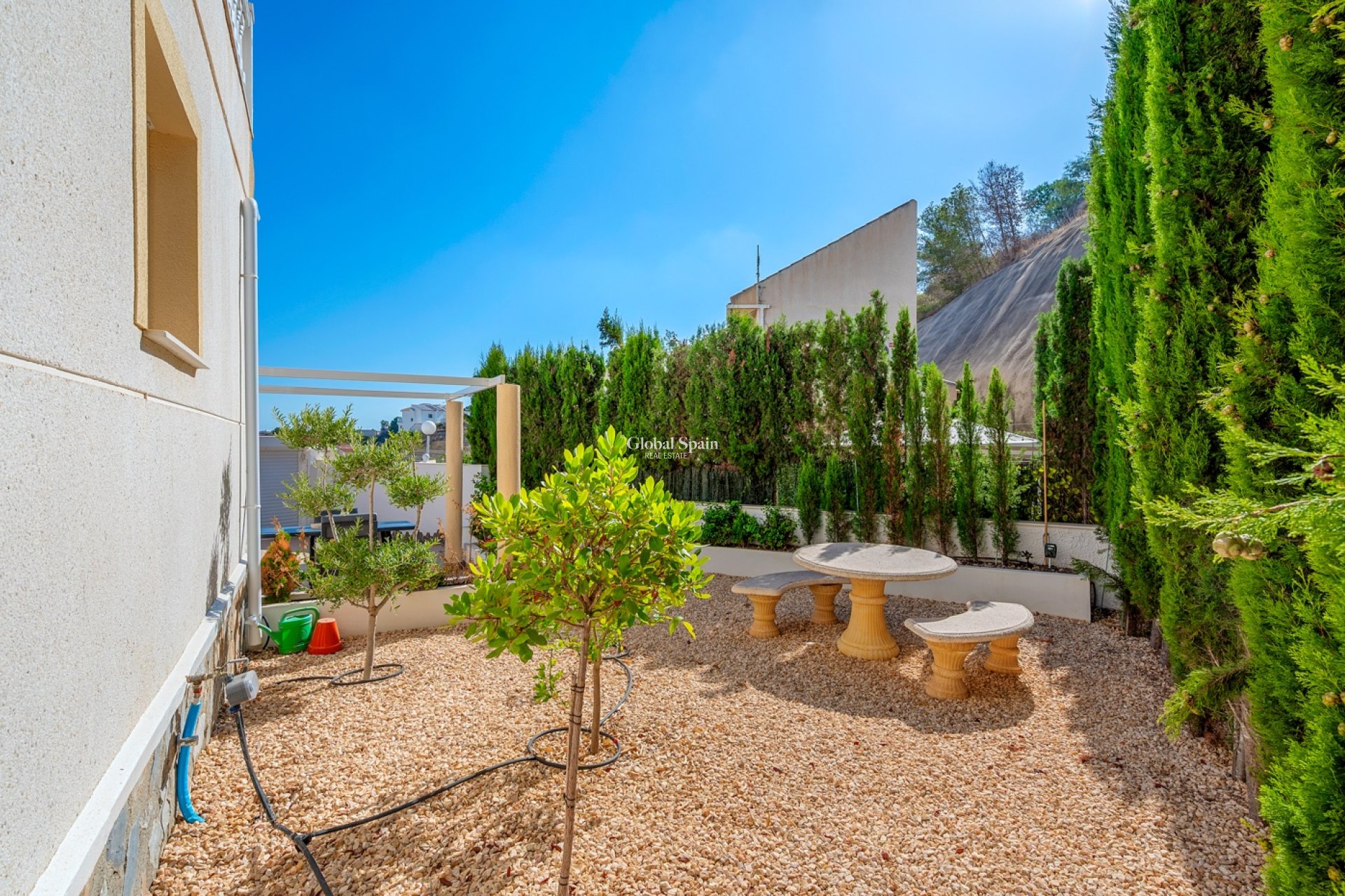 Resale - 3. Semi - Detached Villa -
CIUDAD QUESADA - Costa Blanca South