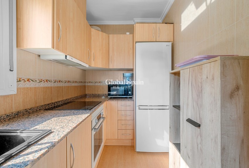 Resale - 3. Semi - Detached Villa -
CIUDAD QUESADA - Costa Blanca South