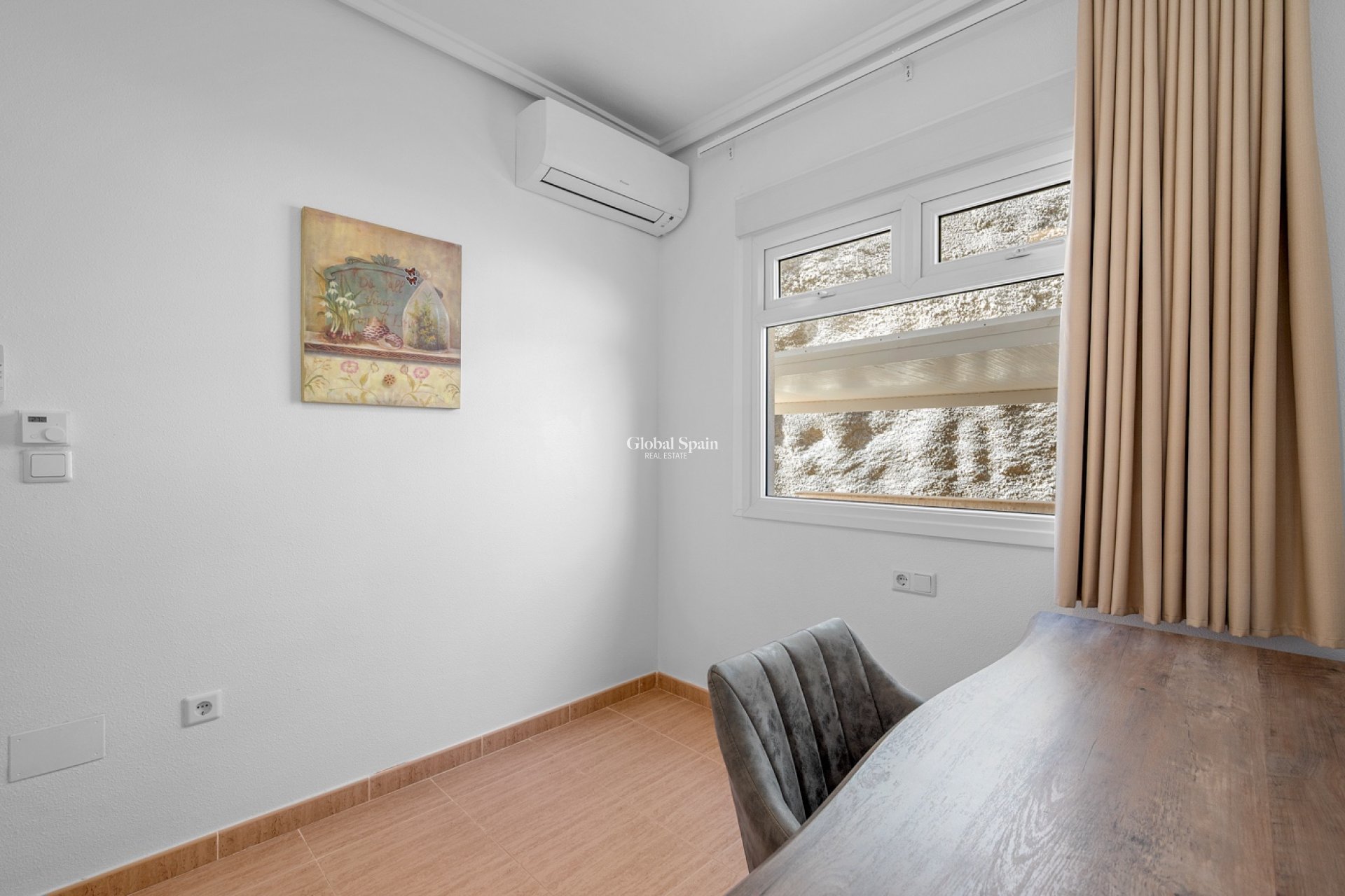 Resale - 3. Semi - Detached Villa -
CIUDAD QUESADA - Costa Blanca South