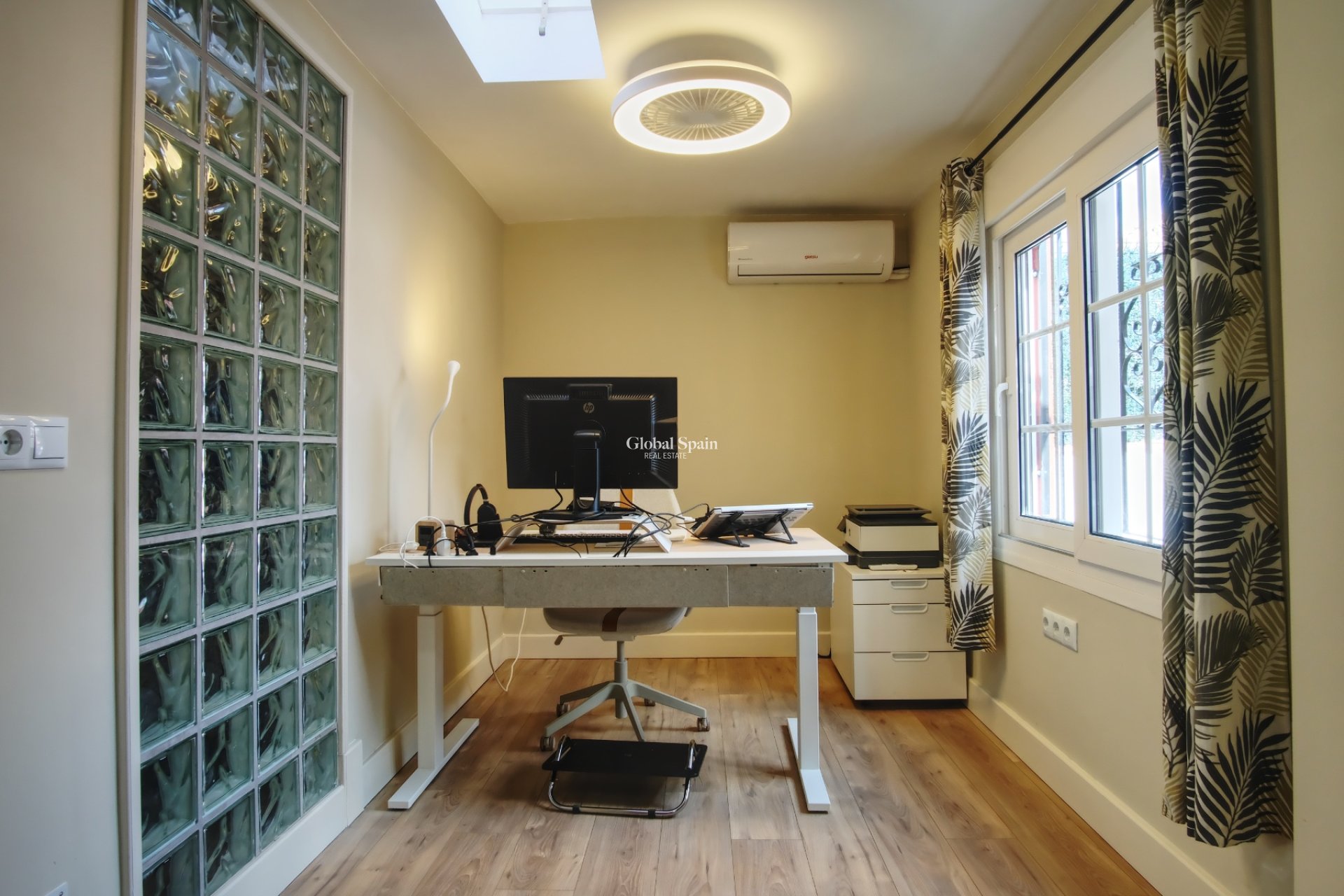 Resale - 3. Semi - Detached Villa -
ORIHUELA COSTA - Costa Blanca South