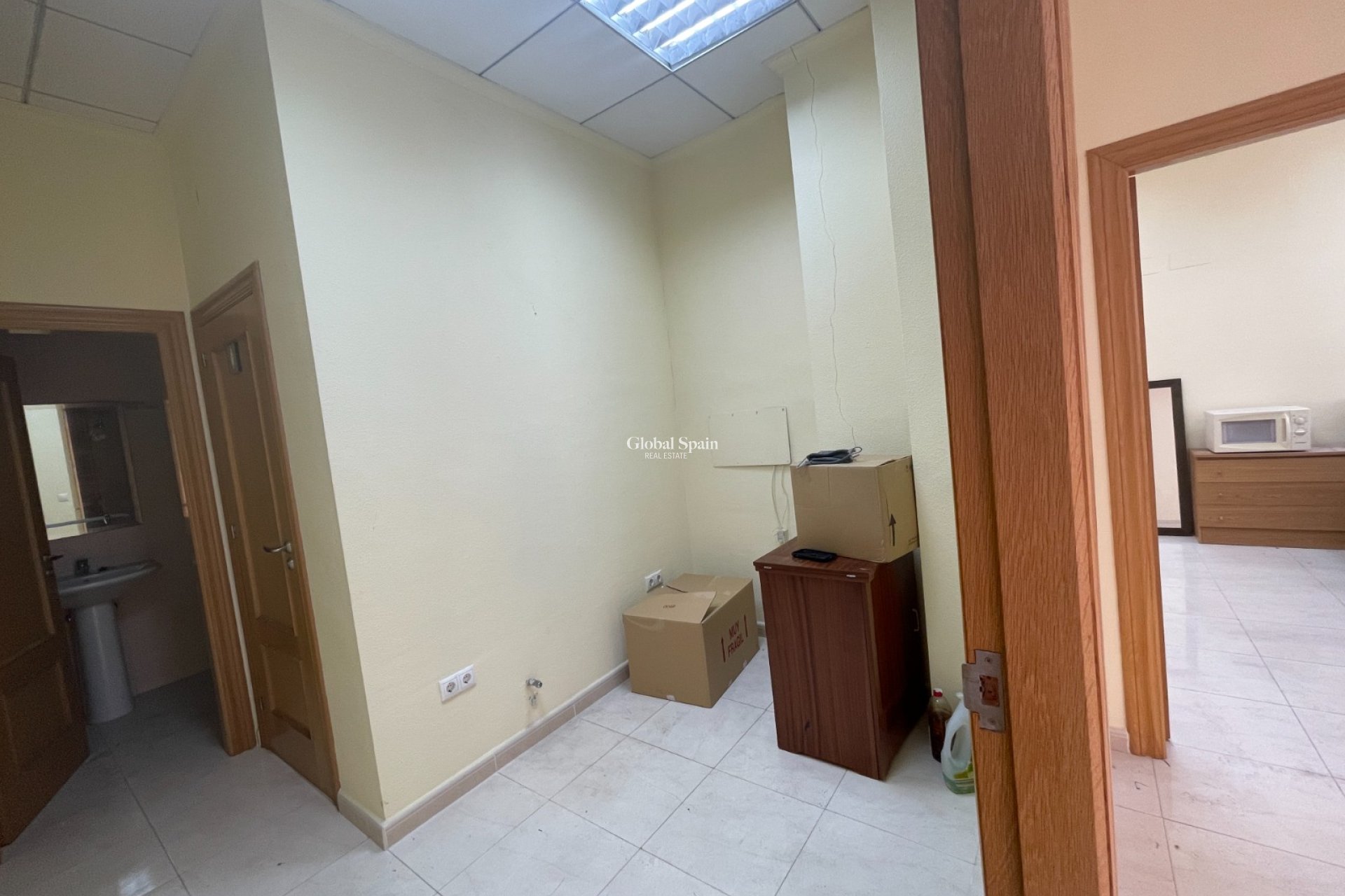 Resale - 6. Commercial -
GUARDAMAR DEL SEGURA