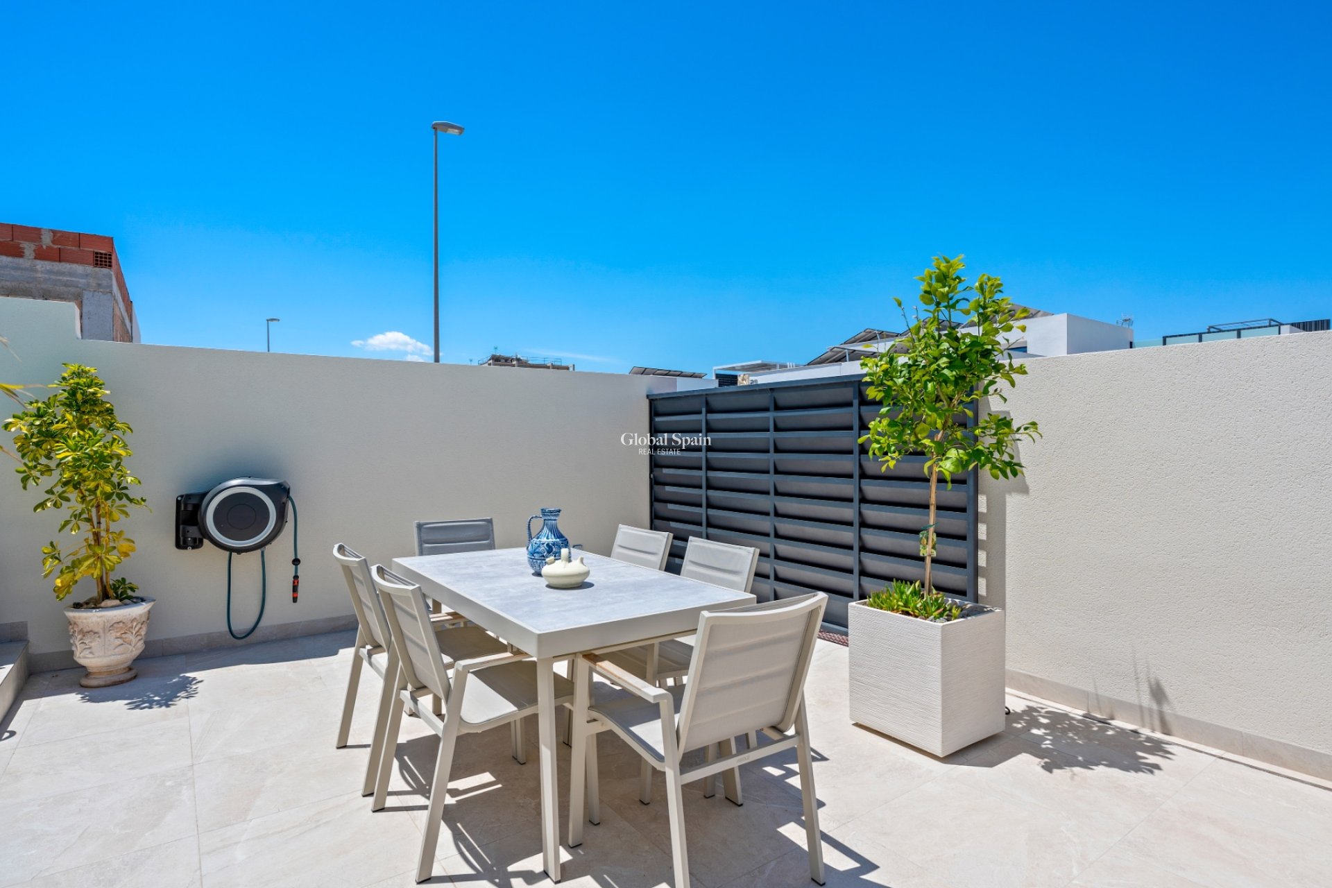 Resale - 6. Detached villa -
DAYA NUEVA - Costa Blanca South