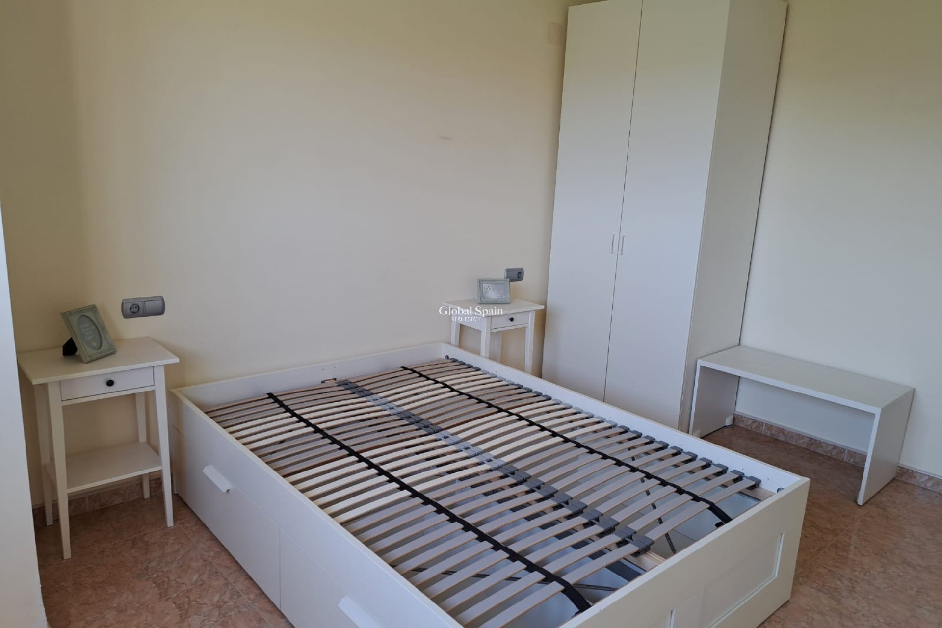 Resale - Apartment -
ALBATERA