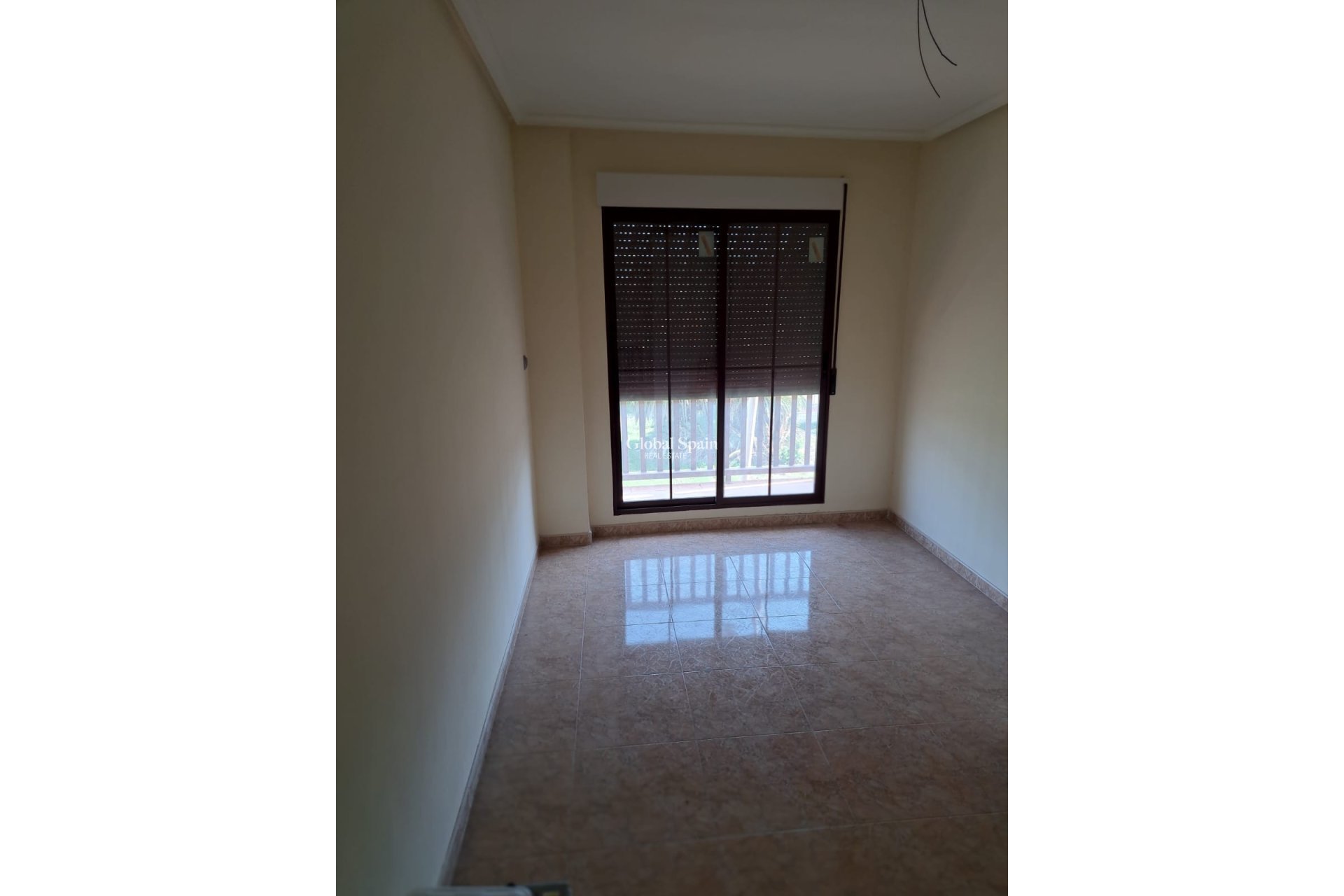 Resale - Apartment -
ALBATERA