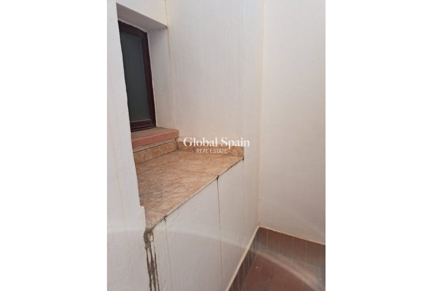 Resale - Apartment -
ALBATERA