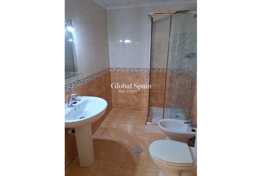 Resale - Apartment -
ALBATERA