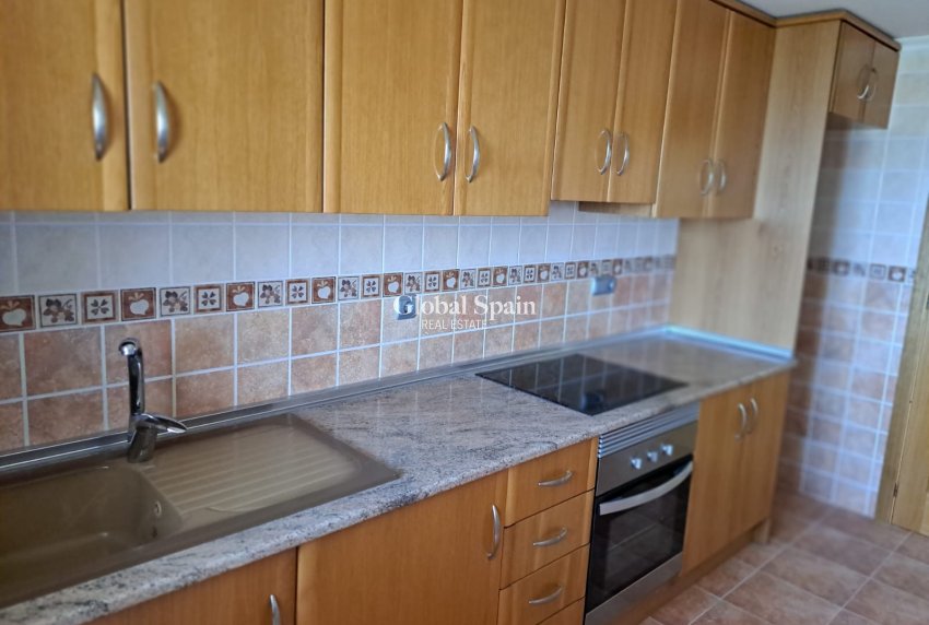 Resale - Apartment -
ALBATERA