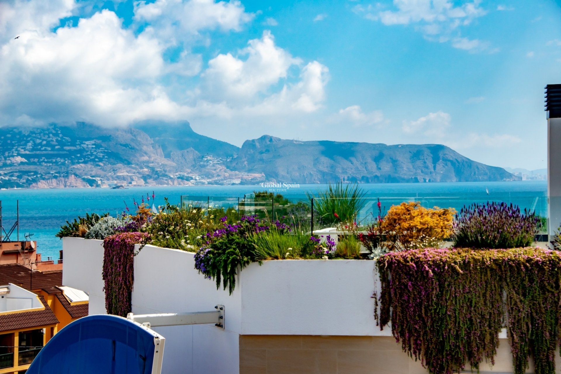 Resale - APARTMENT -
ALFAZ DEL PI - Albir